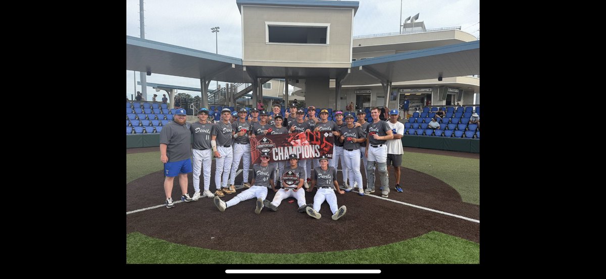 Drewchester9's tweet photo. Good outing today. Threw well against a team with multiple d1 commits. 
3ip
2ks
No walks
FB 85-87 T89
@Devils17Black @DiamondDevilsBB @MassDDBaseball @The_Greenies96 @mattc_993 https://t.co/GRhY2RVnbK