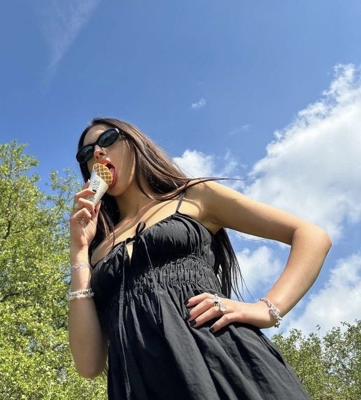 Cleo 🍼 tweet media