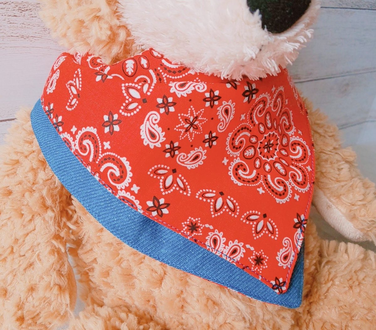 chocola_TAKO's tweet photo. おはようございます😊
いつも温かいご支援に感謝しております🥹💖
今日も良い一日を✨

リバーシブル ハンカチスタイ👶
バンダナ柄＆デニム風ダブルガーゼ  
わんちゃん用にも喜ばれています🐶
 https://t.co/uNBK7TcEv5 https://t.co/rlxFBpsDN2
