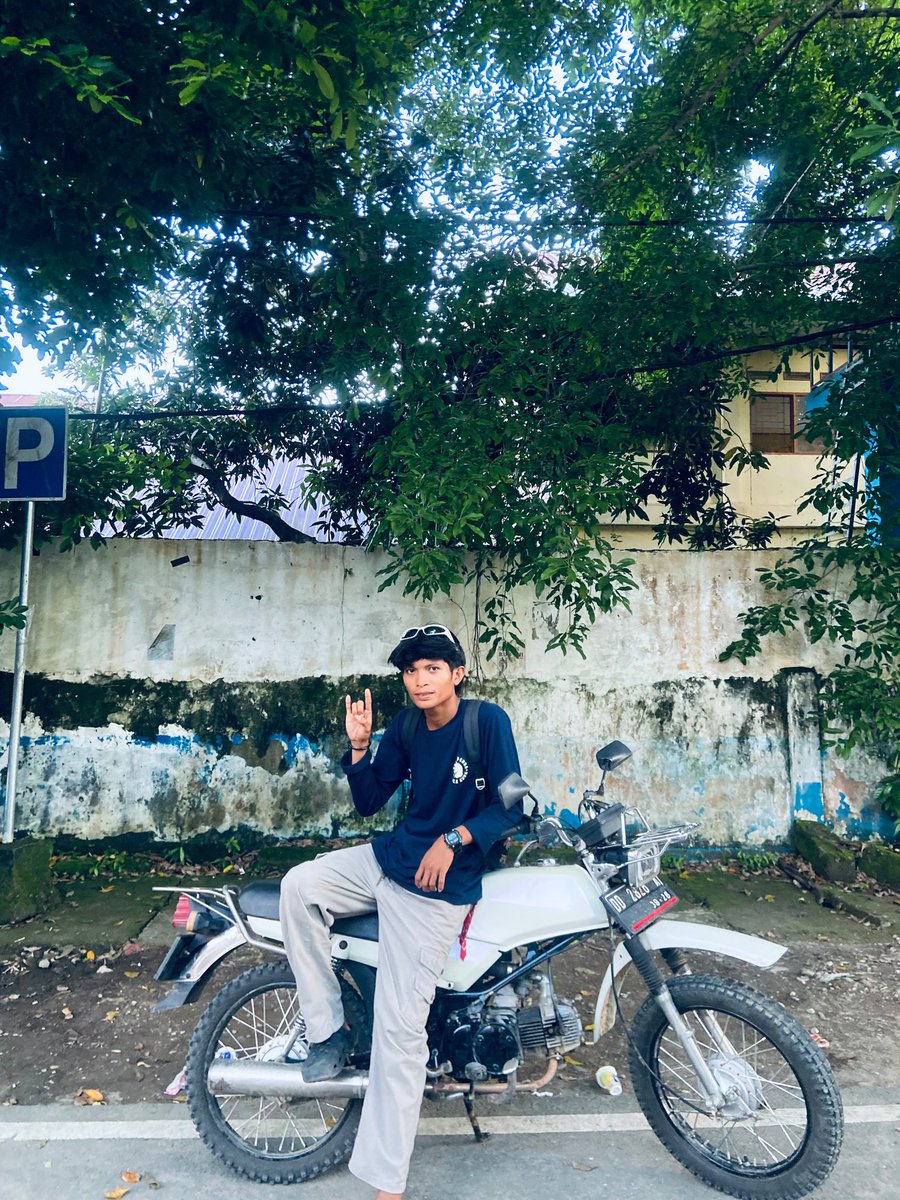 AkbarBtpAkbar's tweet photo. Hiduplah untuk lebih lama lagi https://t.co/TkbMpR2U9j