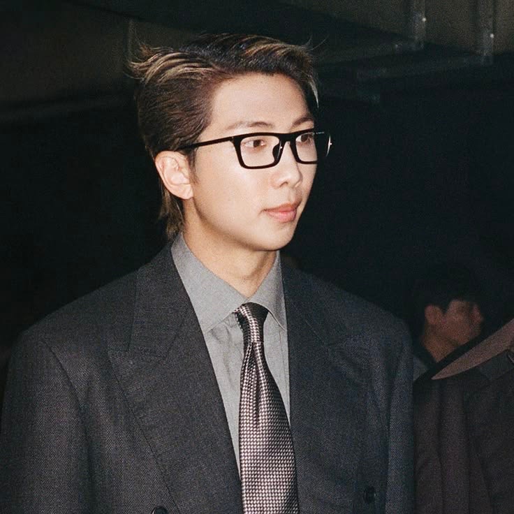 hourlydolljoon's tweet photo. https://t.co/qtXyY5rQEZ