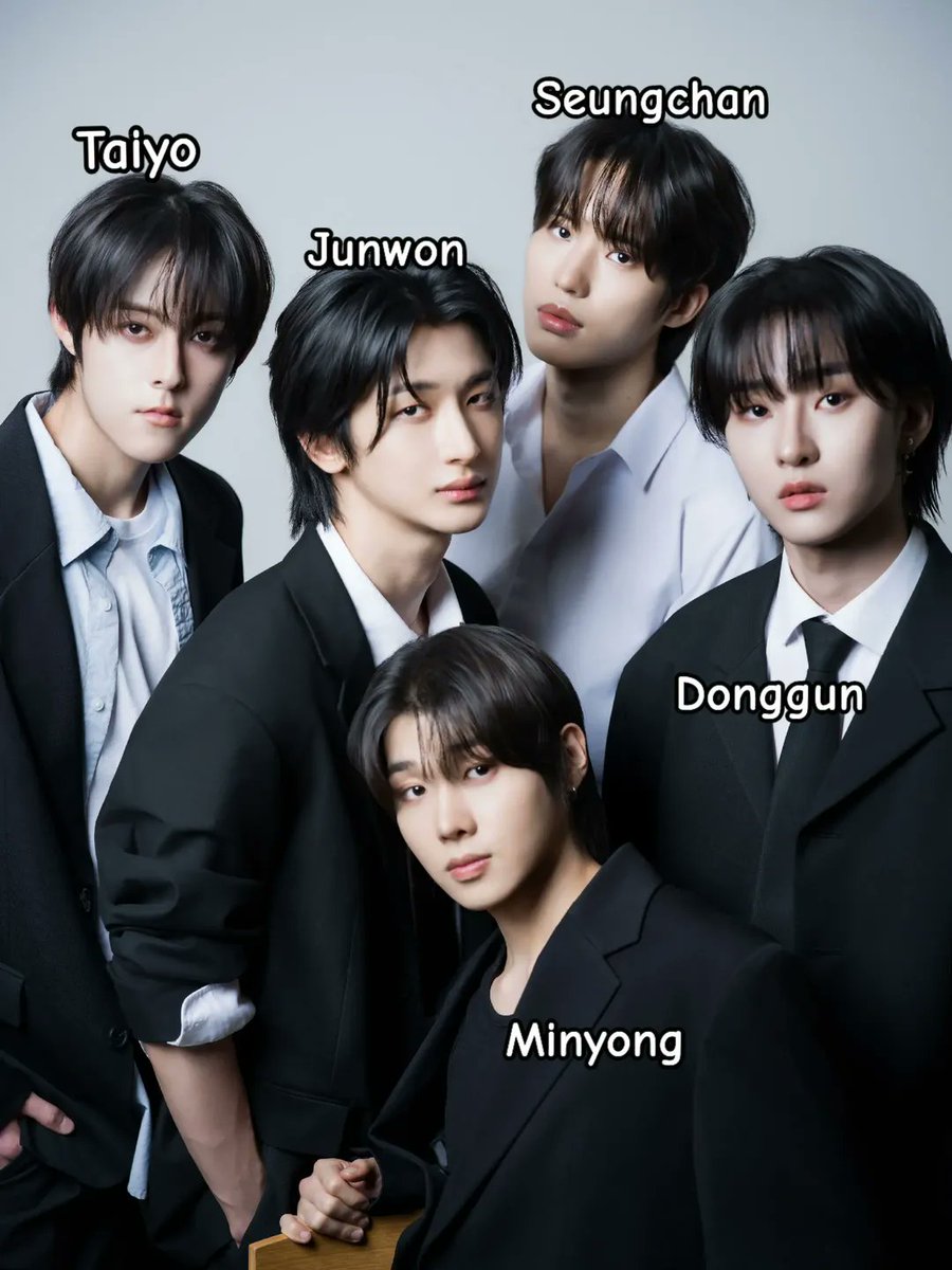 kji__0062's tweet photo. CONTI Inc.'s new boy group PROJECT CT 26 have changed their name to "X_ON".The lineup is confirmed to have 5 members! X_ON will hold their first fan concert titled 'IGNITE' in Japan on July 4and 5💙.
Ohh my Junwon. I'm so proud of you 🙇🙌💙💎
#Junwon
#X_ON https://t.co/S9FOKVOCZm