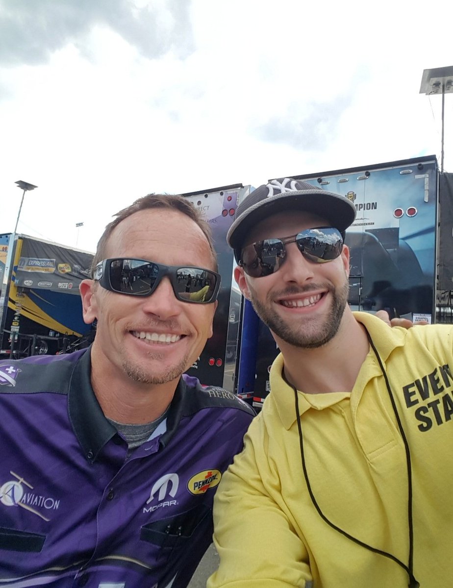 davidm_aron's tweet photo. @JFR_Racing @FastJackBeckman @peakauto @JordVandergriff @CornwellTools @AlexisDejoria @JFR_Racing met FastJack June 9, 2017 CHAMPION. Big fan and still one of the best on track today https://t.co/7EhnnQ4dIM