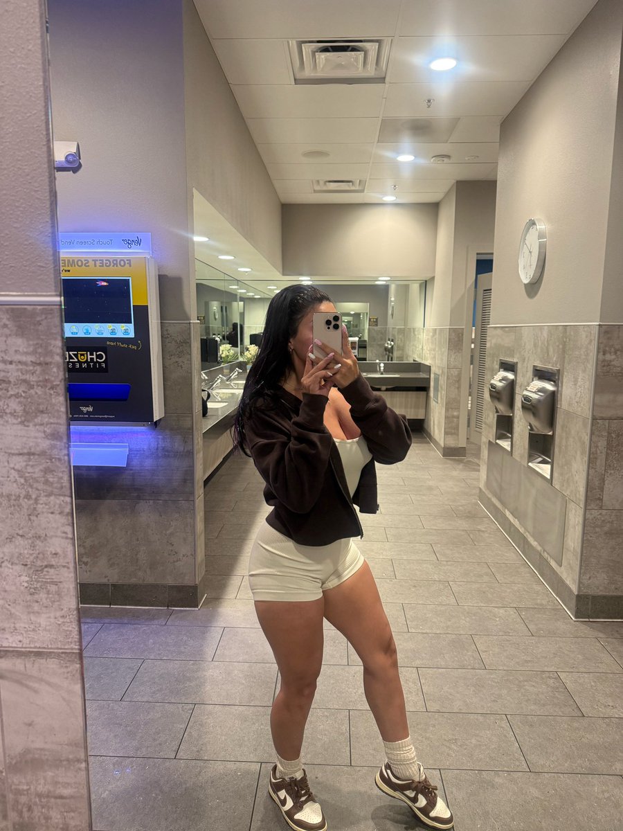 oseannnj's tweet photo. Gym fits this week ✨#gymgirl https://t.co/NY3bvcDiol