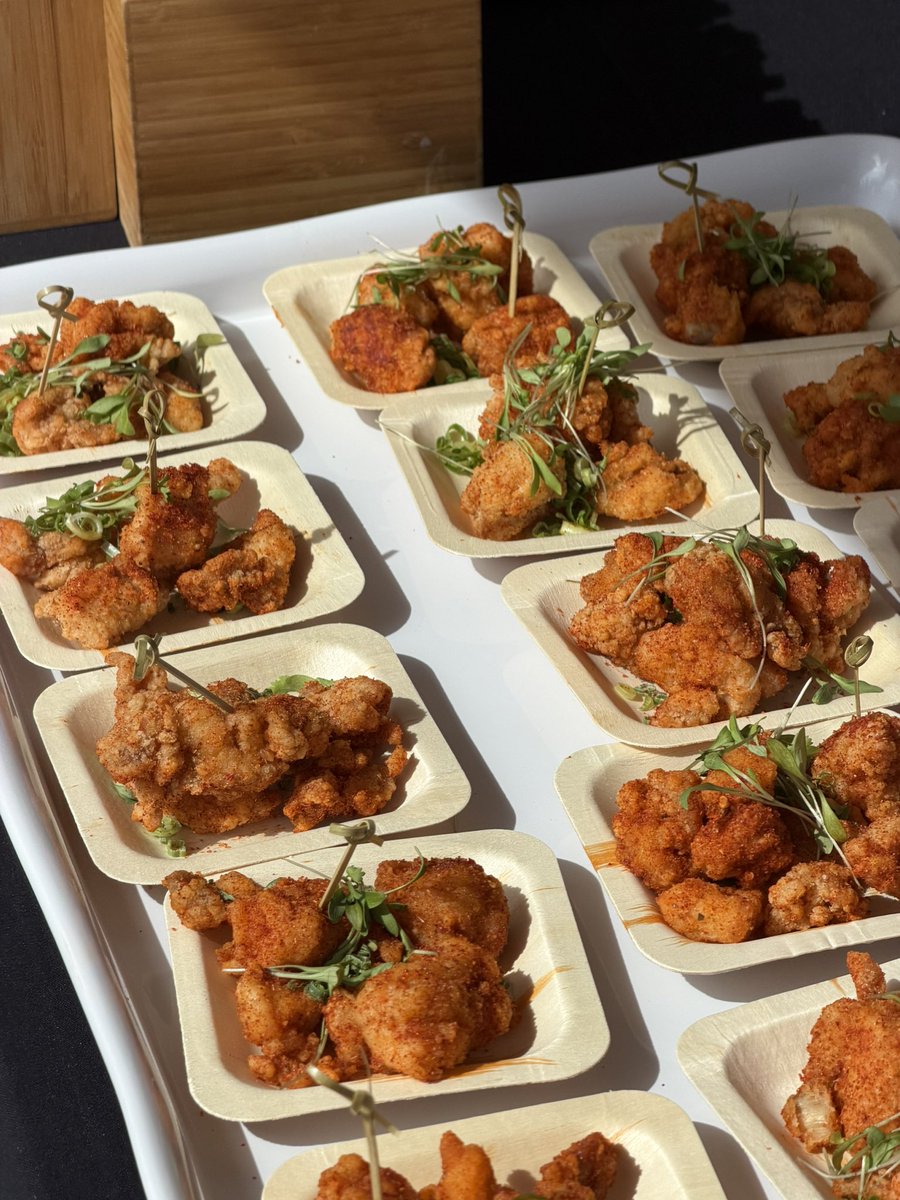 winwanwon's tweet photo. Apple give us Tom Yum Chicken Pop before Apple Pay in Thailand #WWDC26 https://t.co/aCRZpVdfTF