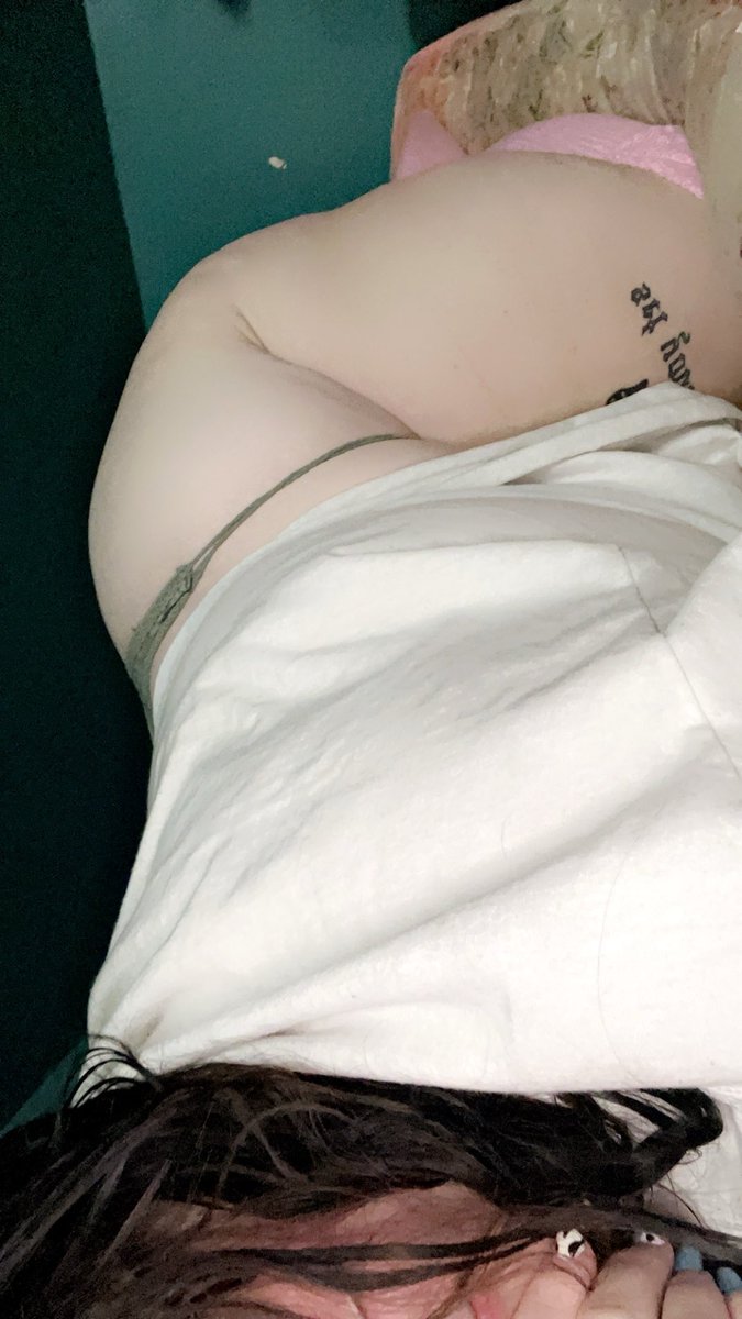 sunflowercows2's tweet photo. Come check out my page 😋🤤
https://t.co/BOAmwQ1UUY https://t.co/goKgt998j5