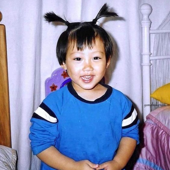 thvesos's tweet photo. baby bias                                      baby me https://t.co/mpPQW986fX