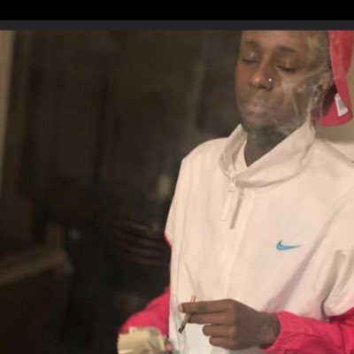 swervinSwervo's tweet photo. #NewProfilePic https://t.co/dHdlv0ZH7B
