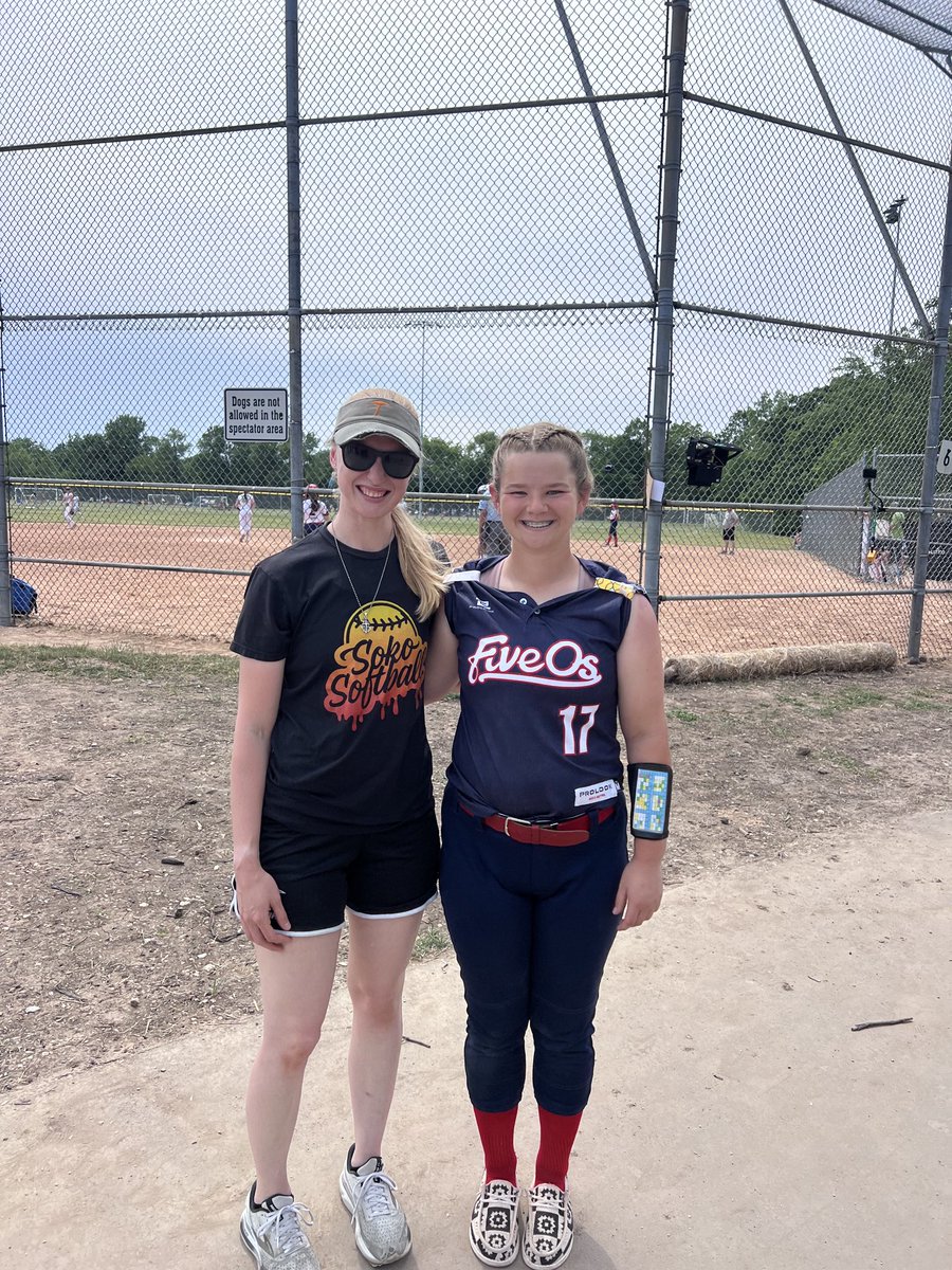 Merritt2029's tweet photo. Had a great time at the New Berlin Summer heat! I currently have a .433 BA with a .500 on base percentage and a .933 OPS. I also got lots of time at right field, which is a good change from my normal positions. So grateful full that my batting coach @sokosoftball was able to come https://t.co/zHwxz3D3ra