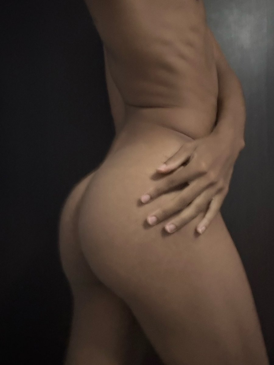 SubBottomBoy_'s tweet photo. Feeling butt ass naked rn🫣💋 
 Subscribe if u wanna see me in cute, sexy lingerie…. Just 4 U 💋
OF Link: https://t.co/FVlmKNDf7A

#femboy #bottomboy #onlyfans #gay https://t.co/WreIokqwmg