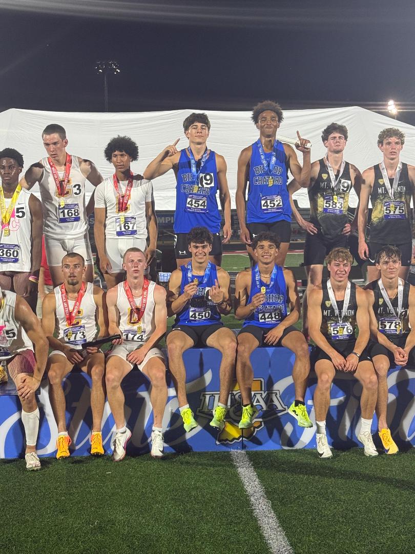 BCHSTrack1's tweet photo. Boys State Recap: 

 - 4 x 4 🥇🥇🥇🥇 - Cam, Zach, Hank and Phoenix 
-  Phoenix - 4th - 400 meters 
- Zach - 5th - 800 meters 

As a team, the boys placed 7th in state!     🙌 https://t.co/B26jmKFQTQ