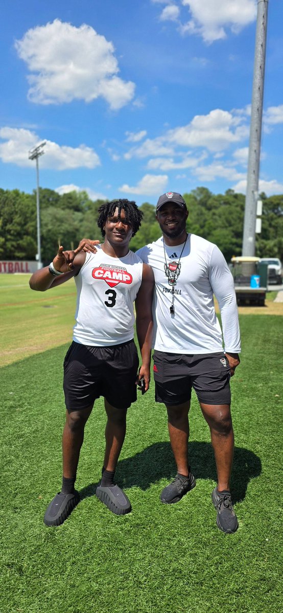 DashHolley's tweet photo. I had a good workout at @PackFootball today thank you @StateCoachD and @CoachIM1_ 
@PWixon 
@NHSCoachWofford @NHSTrojansFB @Coach_Donato @iamcaliph_ @ChadSimmons_ @CharlesPower @247recruiting @RivalsHS @Rivals @On3 @247Sports @Andrew_Ivins @NPCoachJeff @PRecruiting7 @adamgorney https://t.co/Dq9VEqtqrL