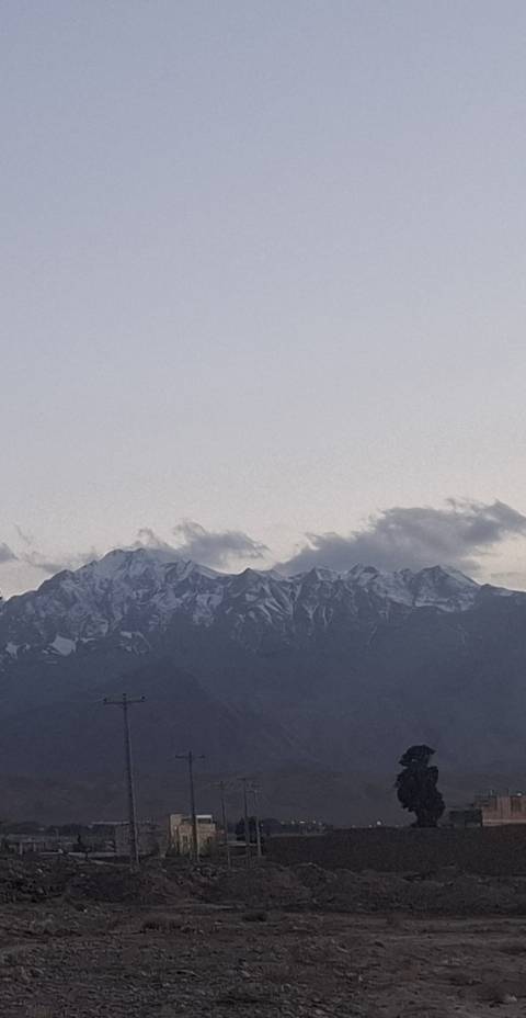 BehBehh8's tweet photo. شاید بعضی از مسیرهای زندگی هم همین‌جور باشن؛
 یه برگشت کوتاه،
 یه توقف ناخواسته، 
اما هنوز بخشی از سفرن. https://t.co/kN5FyiVNCL