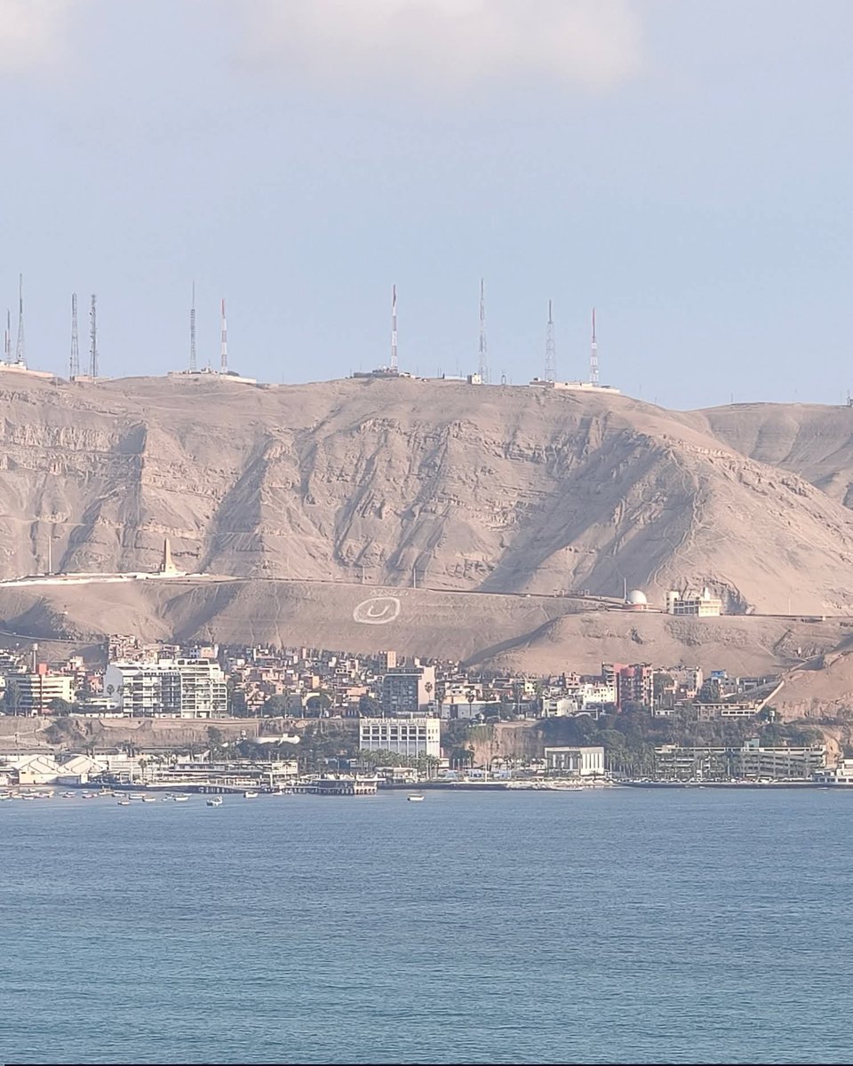 josltimpo's tweet photo. Mientras haya una ‘U’, el paisaje se verá más bonito. https://t.co/Yy7F9o7QnY