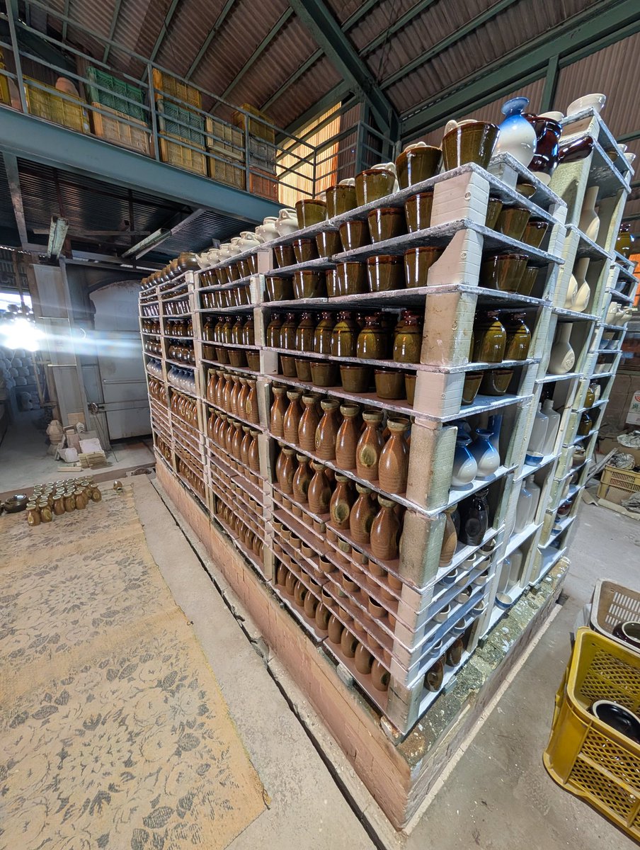 hishitoceramic's tweet photo. 窯が焼けました〜
う〜ん　難しい https://t.co/WOXbnCYRWz