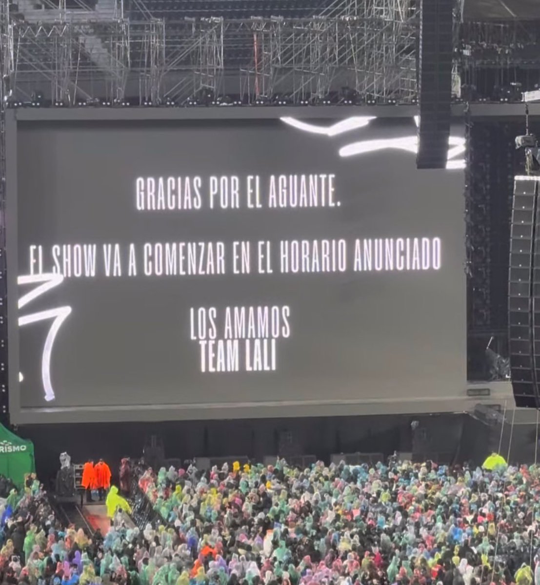 Mihijaestrol0's tweet photo. NI LA LLUVIA VA A PARAR LA MEJOR FIESTA DEL POP ARGENTINO https://t.co/04FOaowiRB