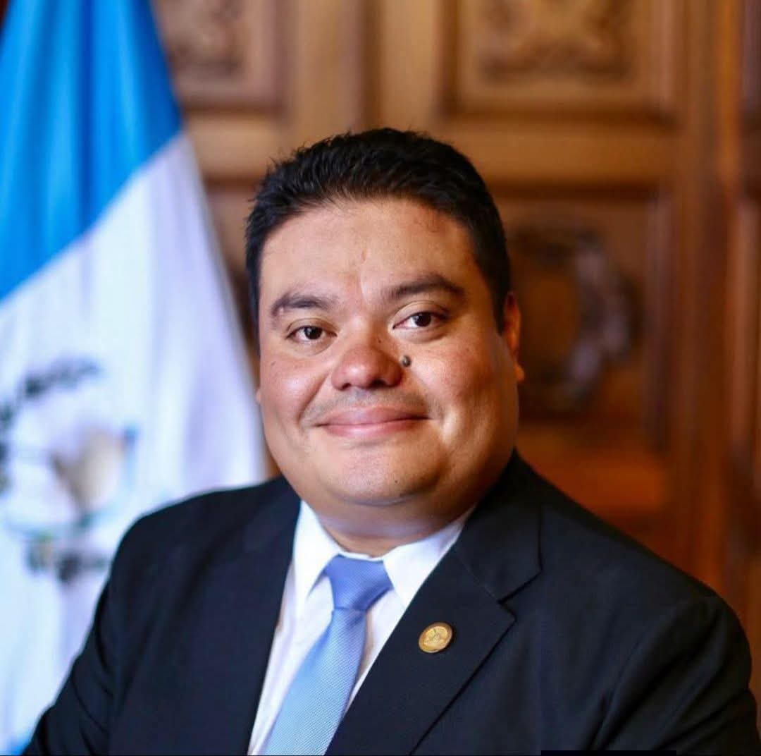 macu_ubaldo's tweet photo. #Urgente 
Segun dicen Fuentes cercanas a la comuna de Mazatenango el autor intelectual del actuar del alcalde Carlos Villagran es Allan Rodriguez quien le dijo que extorsionara a los empresarios de la constructora Xochil para agenciarse de fondos para la campaña electoral 2027. https://t.co/58VvDUAqtN