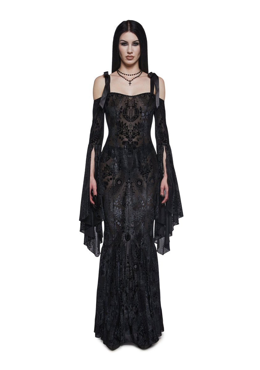 GodKhi_'s tweet photo. I just received Avalon Dreams Maxi Dress - BLACK / XX-LARGE from sailor_simp via Throne. Thank you! https://t.co/hXP7X4vpST #Wishlist #throne https://t.co/IXZgKIBFij