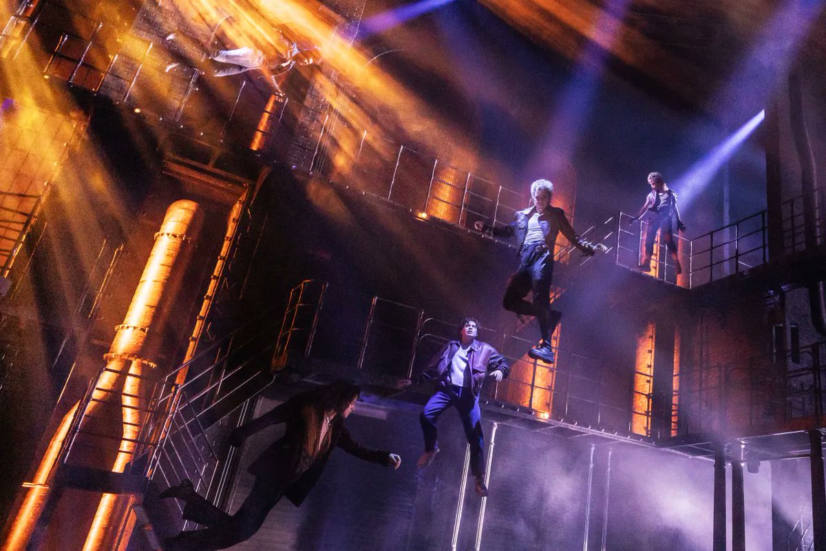DEADLINE's tweet photo. #TonyAwards Scenic Design Of A Musical

WINNER: Dane Laffrey
The Lost Boys

Full Winners List: https://t.co/IGd7VTNoqs https://t.co/wMdT3Bim3A