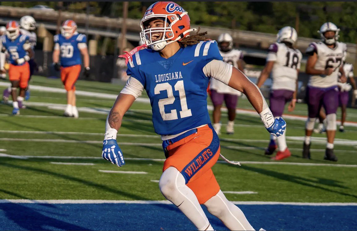 allstar_g3_75's tweet photo. Very blessed to receive my first offer!!! @CoachCoryYork #agtg https://t.co/P94iKWVeuR