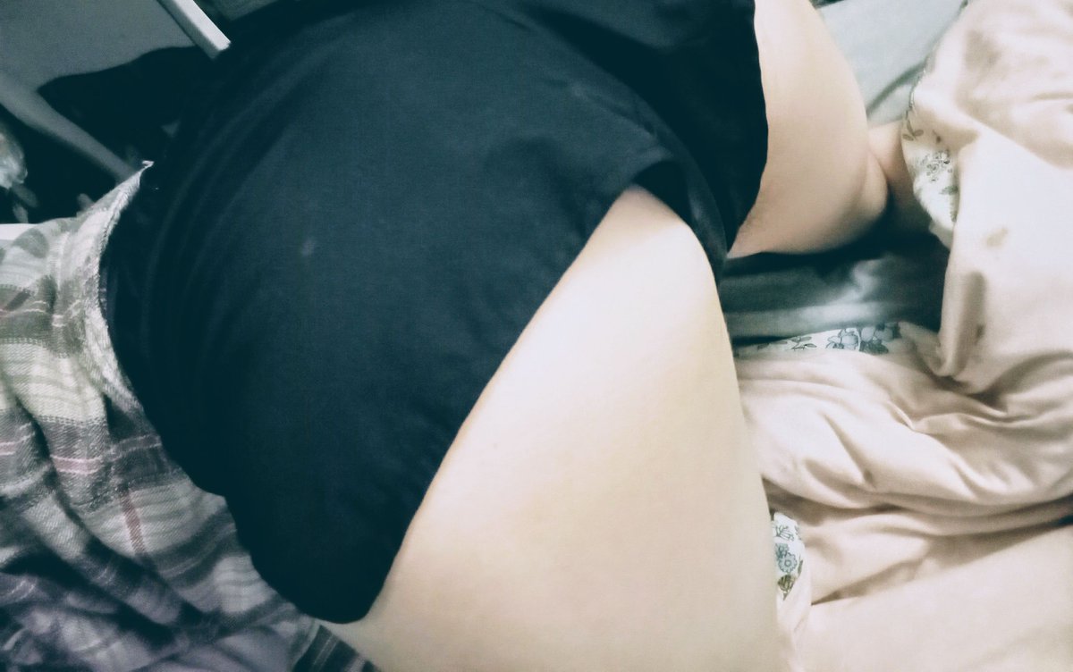 8rtyom's tweet photo. prolly finna delete this it's embarrassing but hehe https://t.co/re0Eb1JLEf