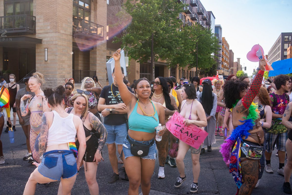 Vernacularshift's tweet photo. More shots from Dancing In The Streets from @swopmpls for International Whores' Day.
#internationalwhoresday #decrim https://t.co/sTLOq9GPKk