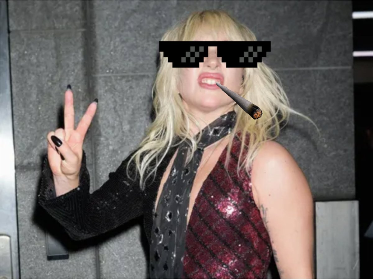 Lada Gaga™ tweet media