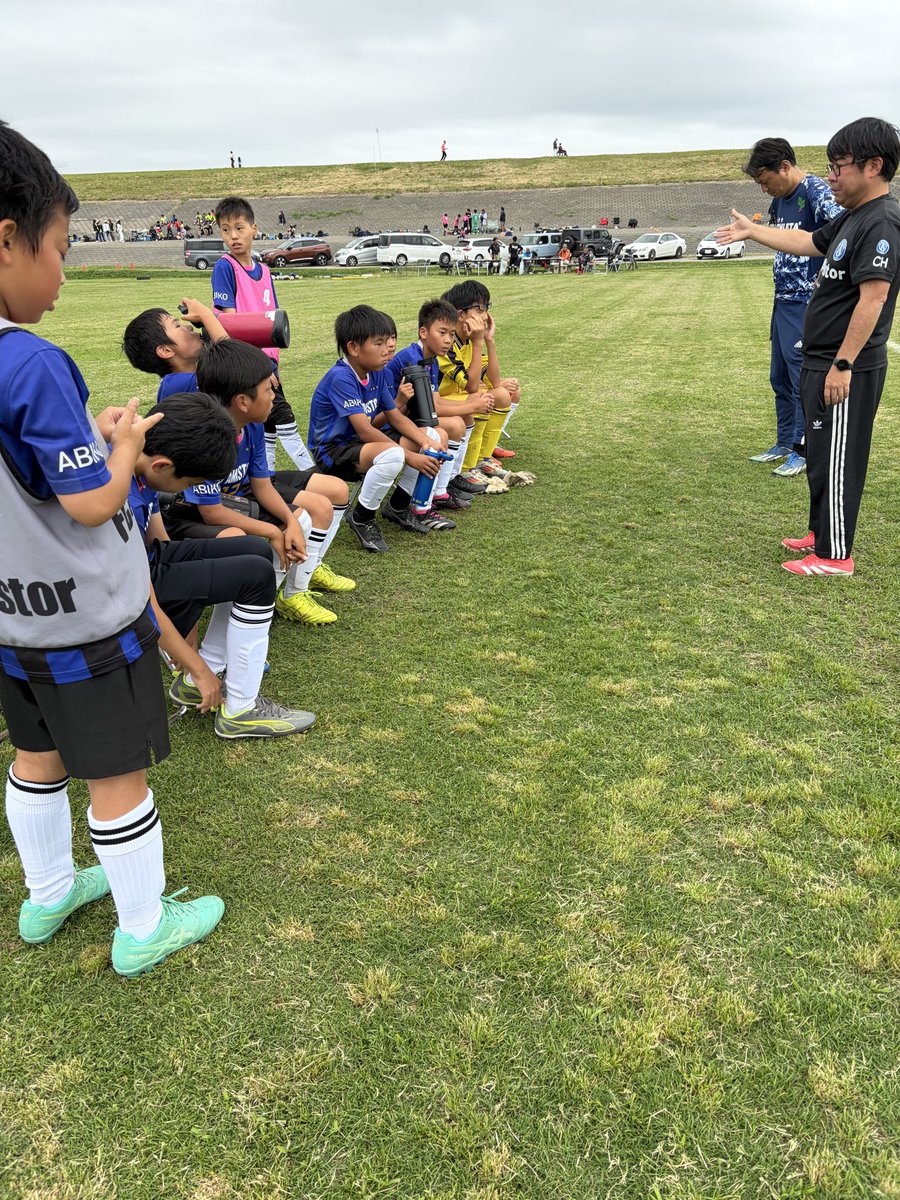 FC_Amistor's tweet photo. U12 第4節N05リーグ
@主水グラウンド

ブラック
🆚稲荷木少年SC 2-1⚪︎

個人としても組織としてもやるべきことができるようになって来てる‼️
あと2試合勝点を積み上げられるように頑張ろう⚽️

主管の皆様、対戦チームの皆様ありがとうございました‼️
#ＦＣアミスター https://t.co/F9QgQdELOH
