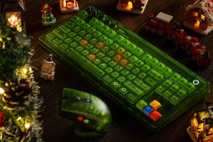 DFIRLeo's tweet photo. @HaruJiggly Se pegar esse teclado e mouse da 8bitdo já fecha o combo https://t.co/98t5FQv28V