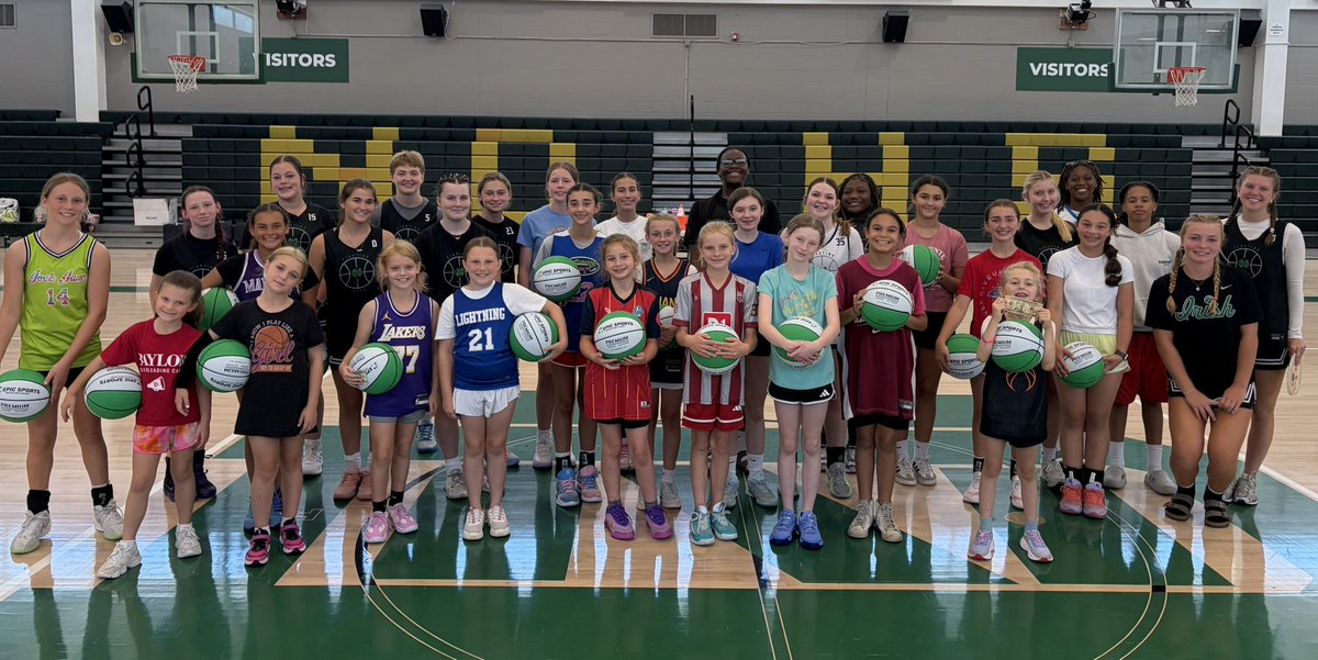 NDChattWHoops's tweet photo. Camps and camps and camps! ☘️🏀 https://t.co/Ct7TvPpLjN