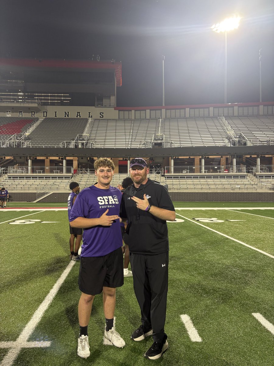 ChandlerLopez34's tweet photo. Big thanks to @CoachFaske for coming by @DenisonFB earlier in the year and inviting me to their camp in Melissa tx! Had an amazing experience at camp this past week with all of the @SFA_Football staff‼️#AxeEm #IGTBAYJ  @coach_salgado @coachryantaylor @CoachBrianLilly https://t.co/3EVM3NVYDs