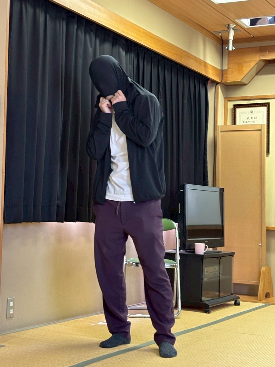 mituzaruu30's tweet photo. 自主練もしてます🚀
ぜひ！

C-ma.Mia Collective Vol.2
「エダニク」

作　　横山拓也（iaku）
演出　むらたまみ

2026年
7/18（土）　15:00-、19:00-
7/19（日）　11:00-、15:00-

前売り　一般　2000円
　　　　学生　1500円
※当日券は+500円です。

🎫チケット予約URL
https://t.co/apOxc6uPZK https://t.co/xeQMTIrdvq