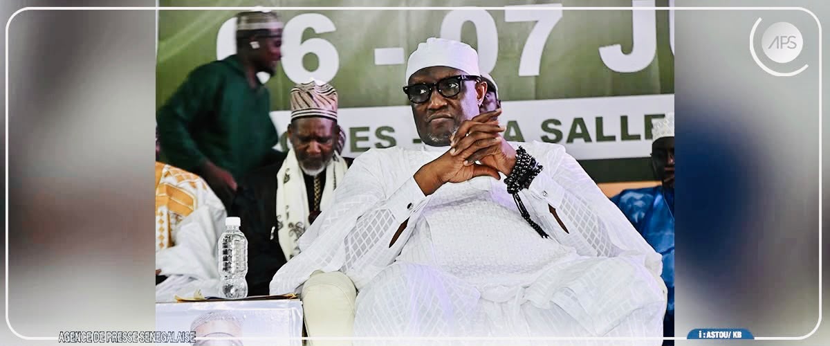MoroccoInSEN's tweet photo. 06/06
1/2
SEM @nacirih12  a pris part au colloque international consacré à la vie, à l’œuvre et à l’école de Cheikh El Hadj Abdellah Niass, tenu sous le Haut Patronage de SM le Roi Mohammed VI, que Dieu L’Assiste, et du Président @PR_Diomaye, https://t.co/bZqER3VDyO