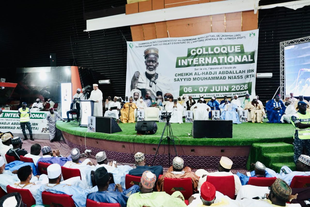 MoroccoInSEN's tweet photo. 06/06
1/2
SEM @nacirih12  a pris part au colloque international consacré à la vie, à l’œuvre et à l’école de Cheikh El Hadj Abdellah Niass, tenu sous le Haut Patronage de SM le Roi Mohammed VI, que Dieu L’Assiste, et du Président @PR_Diomaye, https://t.co/bZqER3VDyO