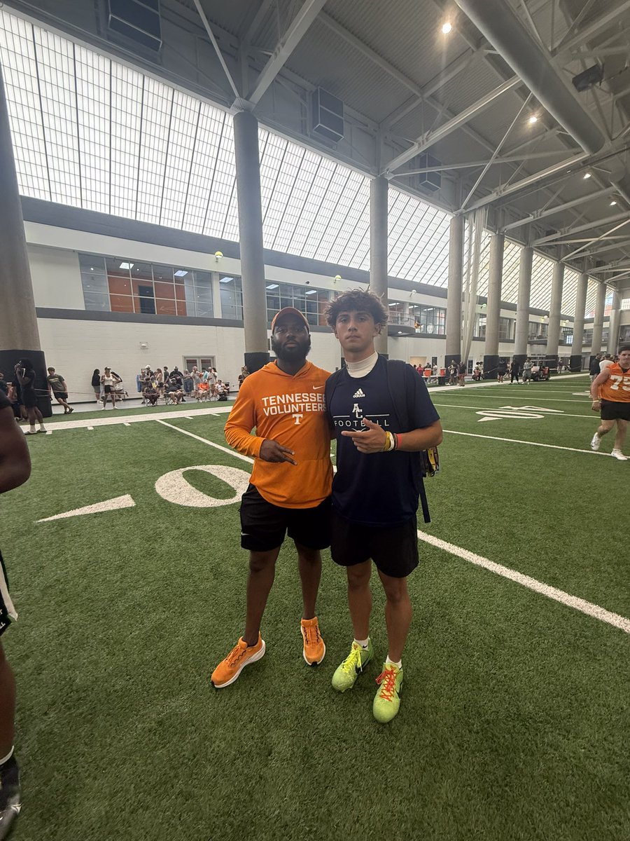 braydensharpe_'s tweet photo. Big weekend at @Vol_Football and @GWUFootball camps. Great coaching, great competition, and still undefeated in camp 1-on-1s. Looking forward to building on it and continuing to prove myself.
#seniorszn #AGTG #WR #Playmaker #slot @coachjoshheupel @CoachKelseyPope @CoachGMcGruder @Tyreekking15 @Coach_AcWhaley @CoachShaw_Jake @PennySmith_ @Grade_aTraining @triplefknox @CSmithScout @acmavrecruiting @ACHSMavsFB