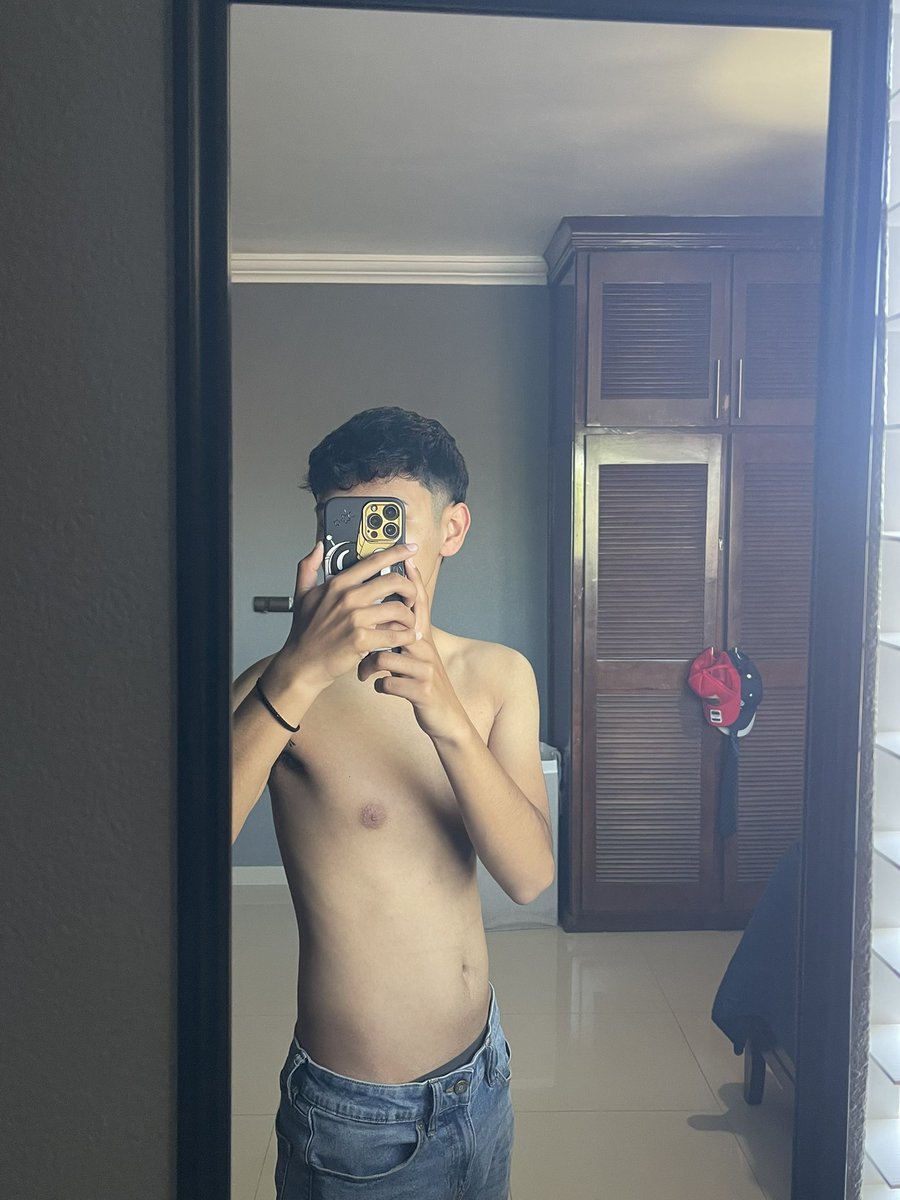 dn_mor05's tweet photo. Aguantando el calor 🥵 
#photoofTheDay https://t.co/rOxLVQLcB5