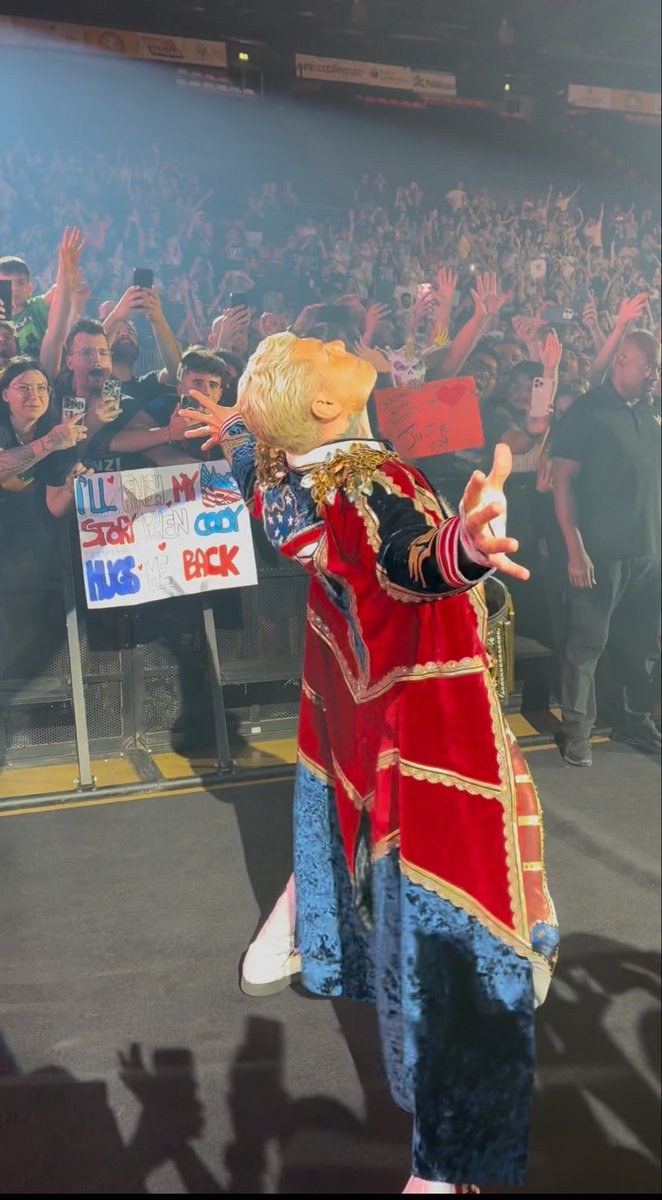 DanielLovi's tweet photo. @CodyRhodes #WWEFirenze #WWEFlorence https://t.co/kAmbV4P3zK