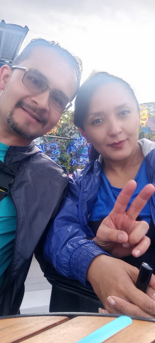 AlejoSports7's tweet photo. #HoyRespiroMundial viéndolos en familia, saludos  @EduardoLuisFut @DeportesRCN @CanalRCN @fifaworldcup_es #worldcup https://t.co/TxxfFex5ID