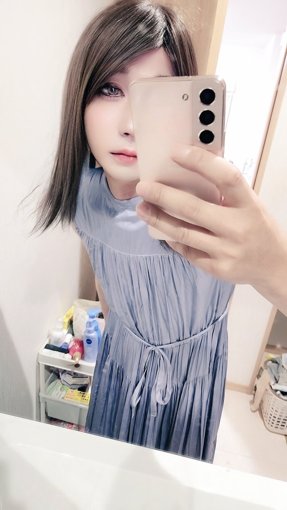 MIYUU699019's tweet photo. デート👫💓帰り
 #女装  #女装さん好きと繋がりたい 
 #女装さんと繋がりたい 
 #デート  #dazzlin  #サテン https://t.co/4GJ87otlxV
