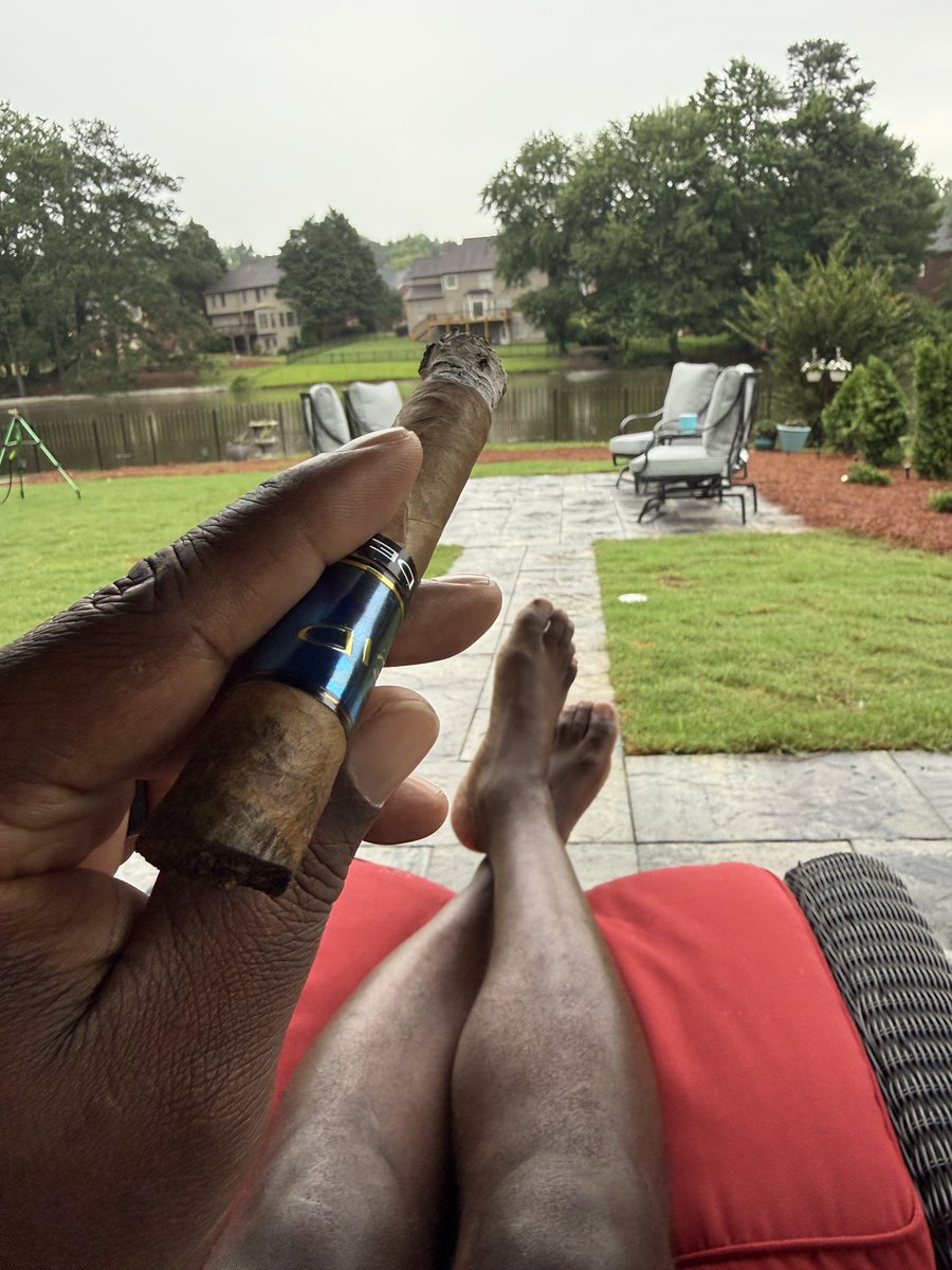 DerrikTAllen's tweet photo. Quiet moment of reflection on this rainy evening of my 56th birthday. And it can all be summed up by simply saying .. Lord you’ve been good! 🙏🏿

Thanks to everyone for the birthday wishes! https://t.co/JHBvFziE0O