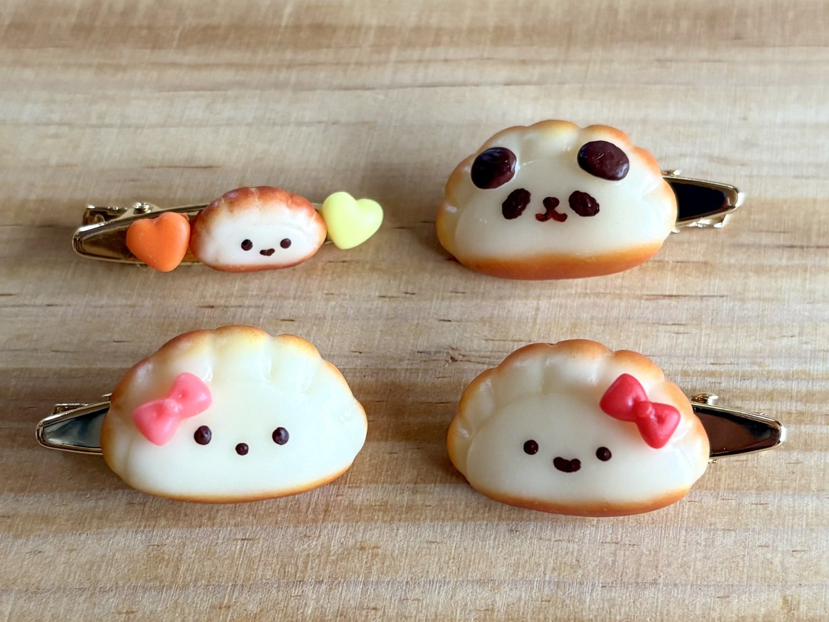 PetitBo333's tweet photo. #クリエイターリンクデー
#365DIYtheme

粘土でパンのアクセサリーを作っています🍞

⭐︎イベント⭐︎
#星海旅行展 7/25-7/26
仙台駅前EBeanS 4階特設会場

⭐︎委託先⭐︎
hug♡house様 @UiceIce

🛒minne
https://t.co/W57vUOGLyM https://t.co/9XC3IWPrtB