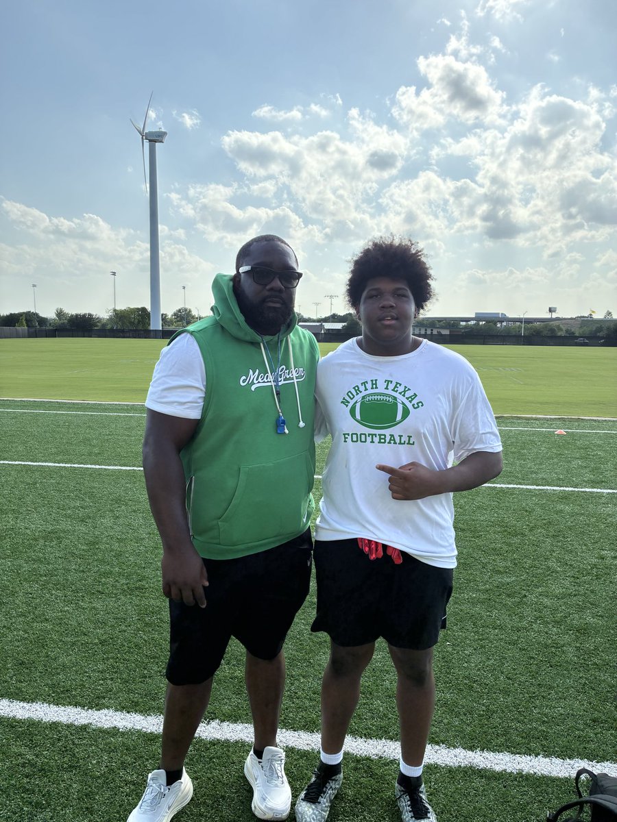 IsaiahOmar99's tweet photo. I had a great day @MeanGreenFB camp today. Appreciate all the words of encouragement and feedback from @CoachBenBlack and @therealraygates https://t.co/UqnoRXizNS
