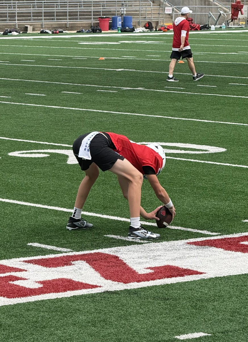 AdrikNellis89's tweet photo. Thankful to have had a great time at @BadgerFootball camp today! Thank you to @Coach_Lig and @AgoodsLS for coaching me today! Can't wait for future steps!!! @KohlsSnapping @Mr_Nellis @JakeKoco @CoachFick @CoachCibene @MJ_NFLDraft https://t.co/ruoChSsT0J