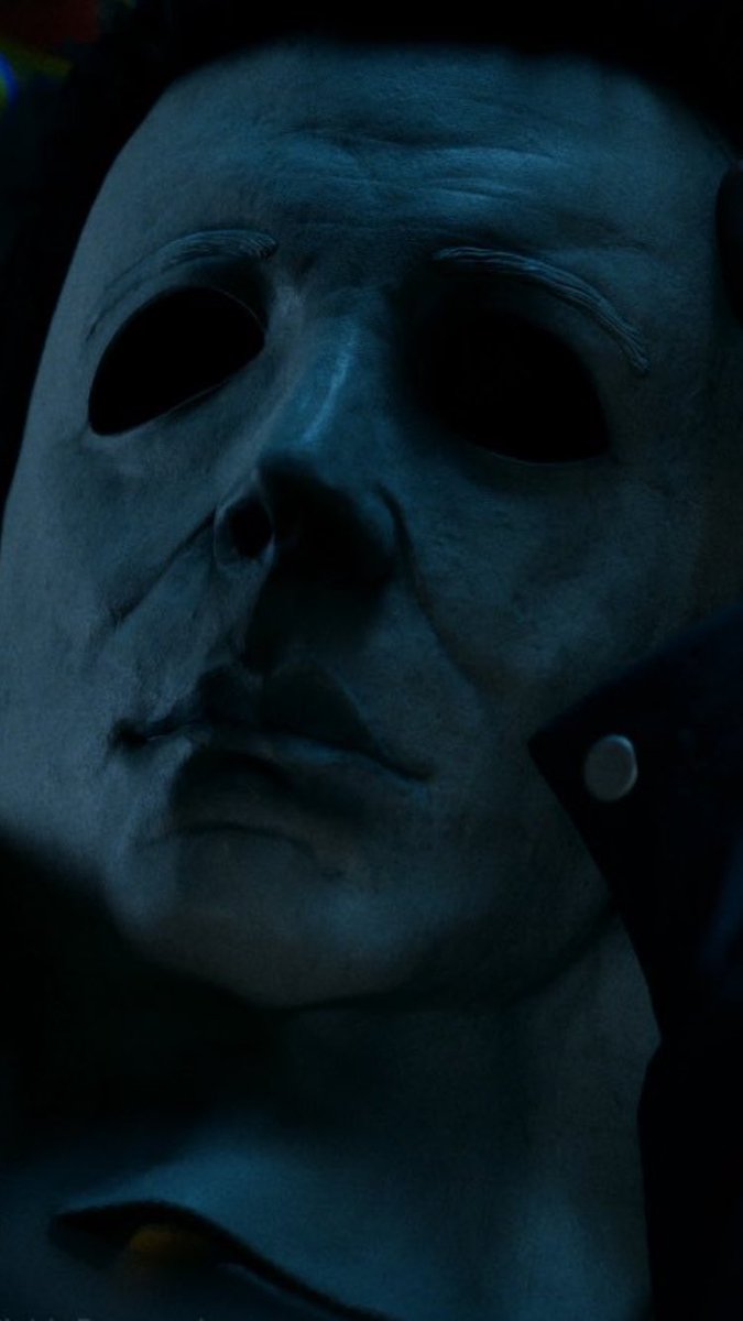 MlCHAELMYRS's tweet photo. This is an absolutely terrifying perfect replica of the ‘HALLOWEEN 1978’ mask for ‘HALLOWEEN: THE GAME’. https://t.co/rnFE4msYsC