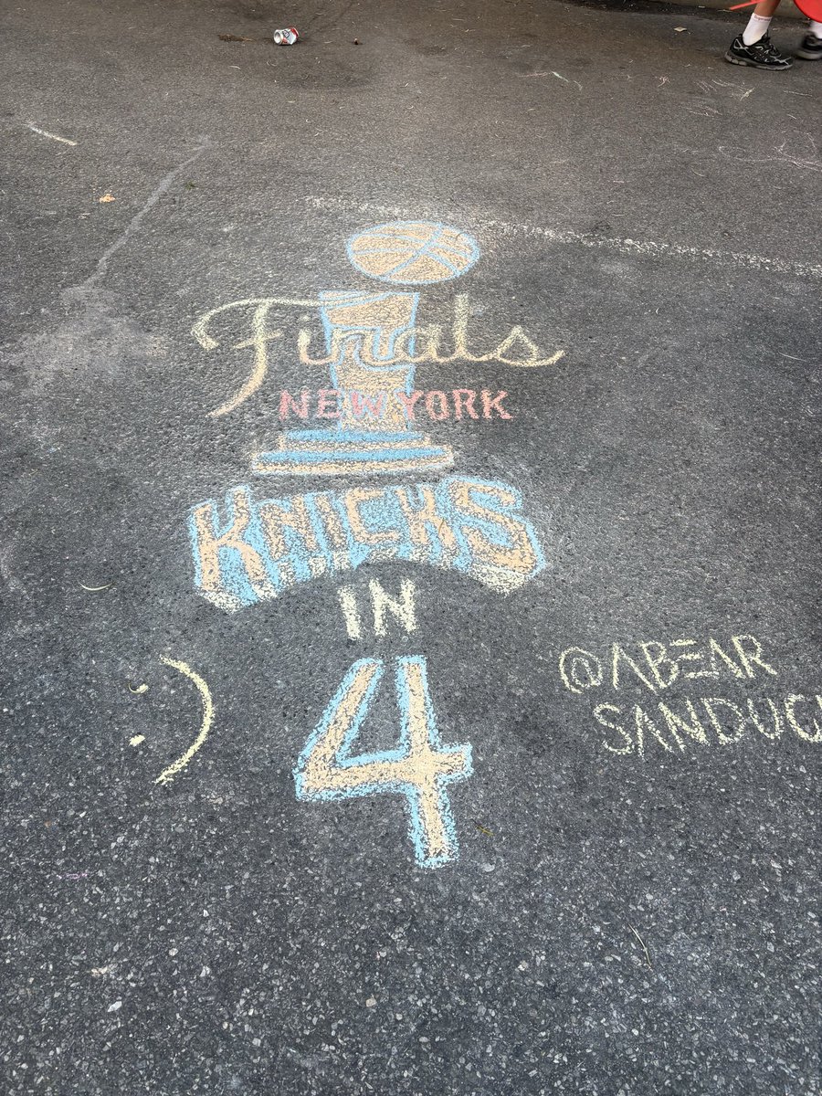 The_FineMan's tweet photo. Incredible @nyknicks https://t.co/b6lVkwMXQE
