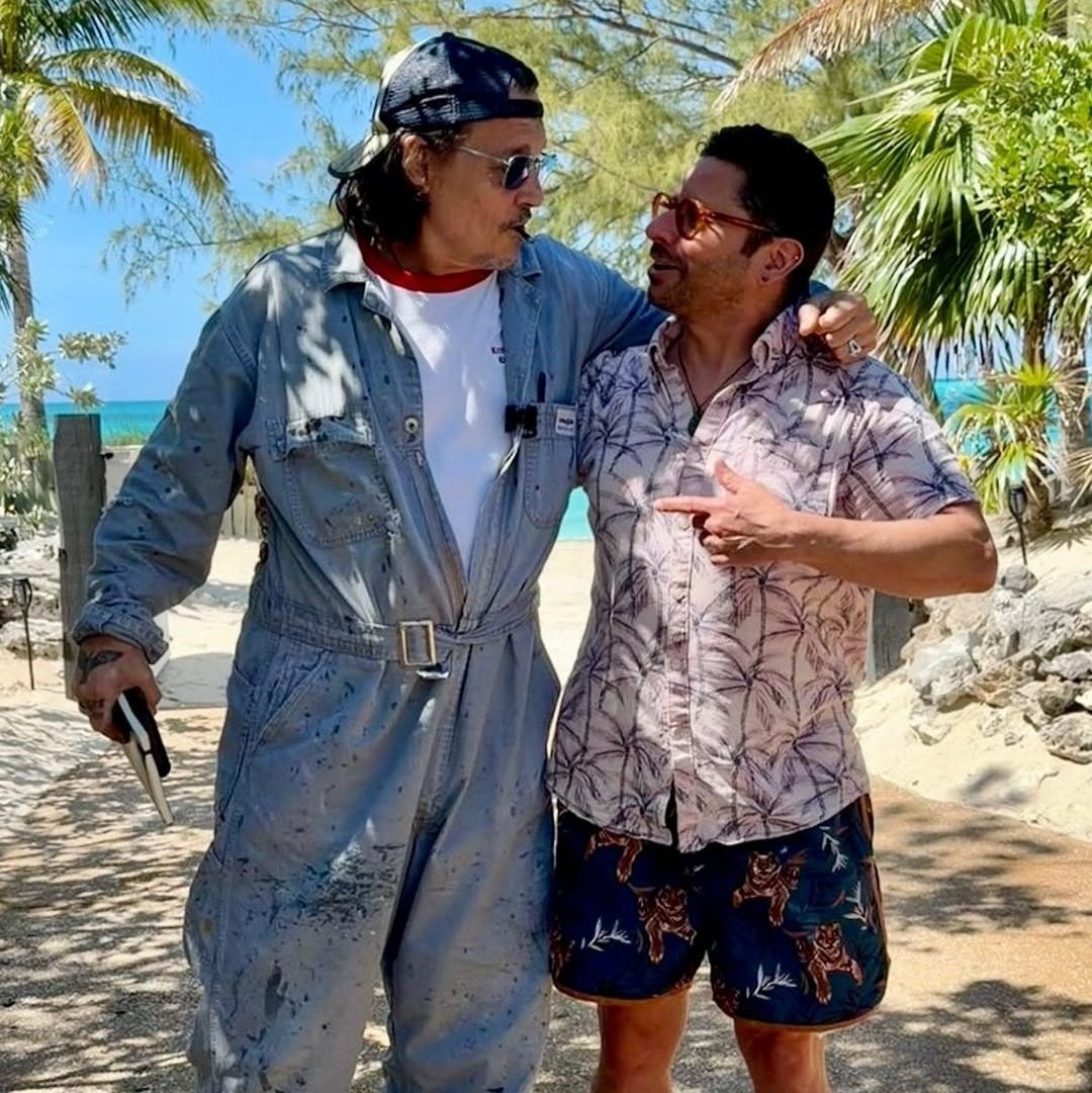 johnnydeppfiles's tweet photo. NEW PHOTOS OF JOHNNY DEPP 

Via: tiger_ranch IG https://t.co/9yuX0TB2qq