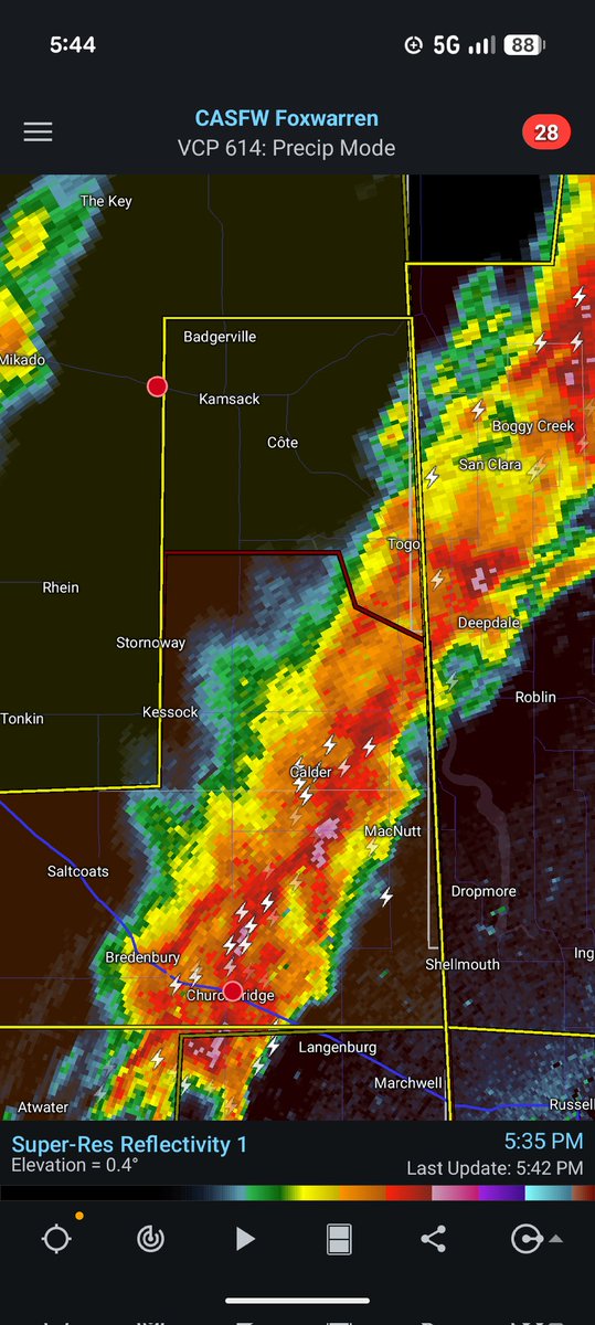 GFstormchaser's tweet photo. Seeing what can be found in this giant squall! More and more ominous as we approach #skstorm https://t.co/IAihqfCVTO
