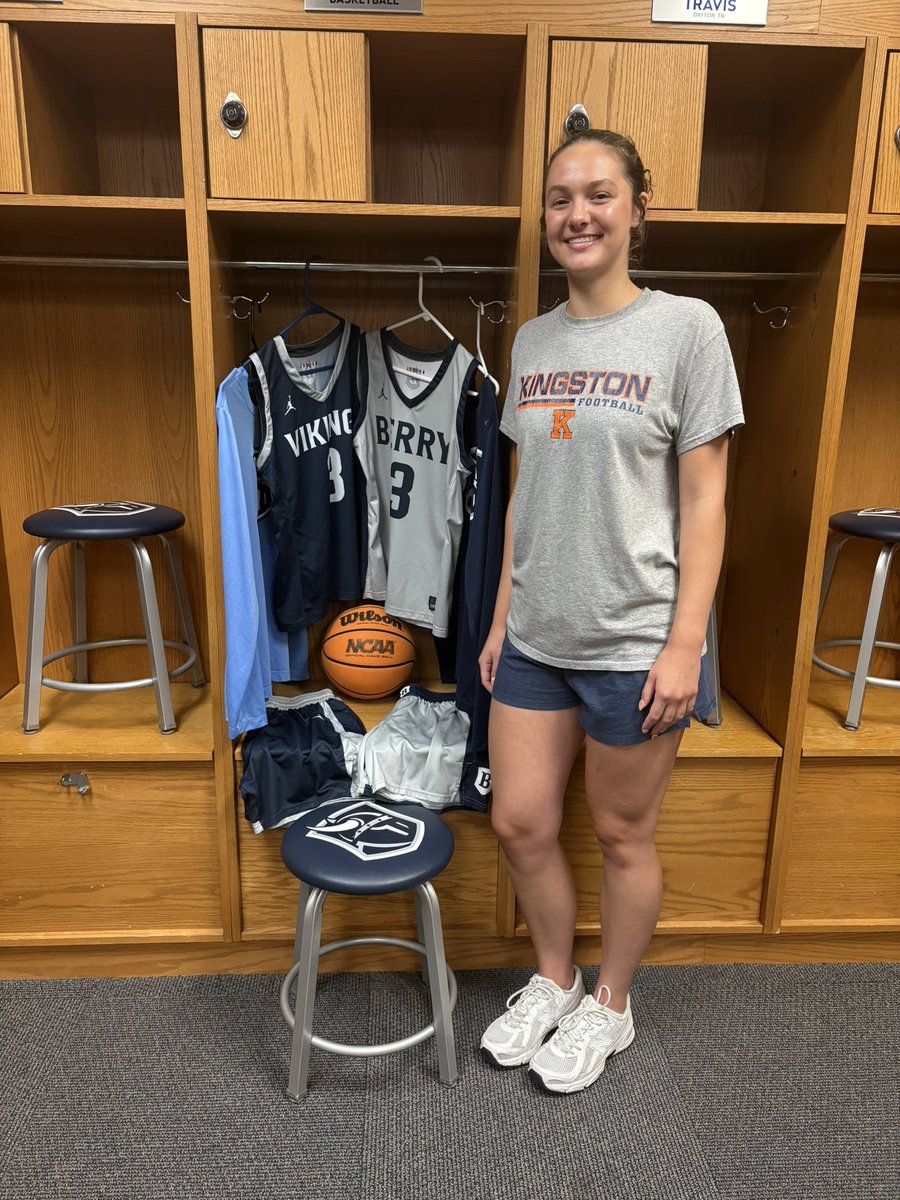 _mackenzie_r's tweet photo. After a great visit and conversation with @BerryWBB Coach Johnson, I am blessed to have received an offer to continue playing at the next level! https://t.co/ZvoENXP4ZN