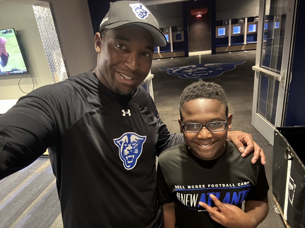 Enrique__Davis's tweet photo. Happy 12th Birthday to my baby boy, 
EJ Davis‼️
You are kind, loving, caring, and have an amazing personality that everyone appreciates the moment they meet you. As your father, I’m incredibly proud of the young man you’re becoming.
Love you, son. Enjoy your day! 🫡
#GodIsLove ❤️ https://t.co/kt2C3KbZP2