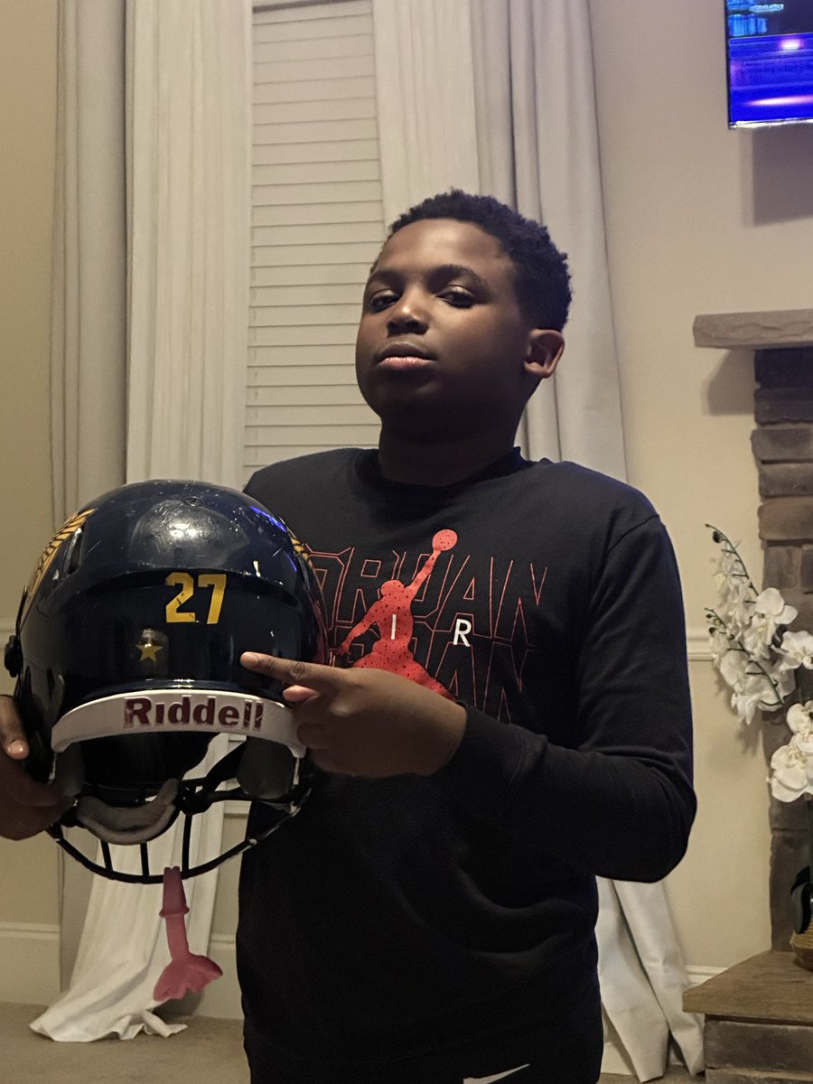 Enrique__Davis's tweet photo. Happy 12th Birthday to my baby boy, 
EJ Davis‼️
You are kind, loving, caring, and have an amazing personality that everyone appreciates the moment they meet you. As your father, I’m incredibly proud of the young man you’re becoming.
Love you, son. Enjoy your day! 🫡
#GodIsLove ❤️ https://t.co/kt2C3KbZP2